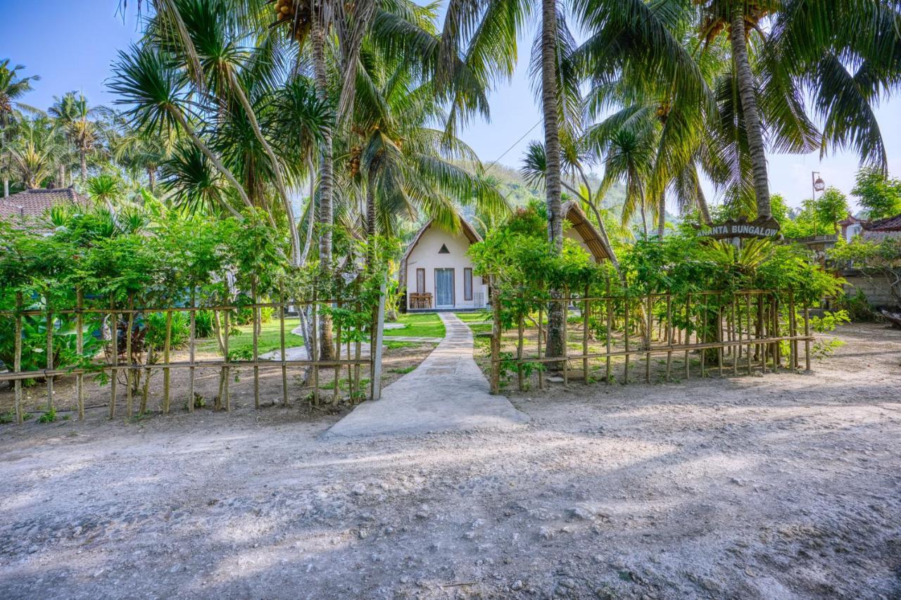 Ananta Bungalow Toyapakeh Exterior foto
